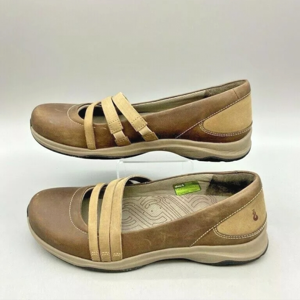 AHNU Women's 8.5 Merritt Brown Leather Mary Jane Slip On Comfort Loafers Shoes